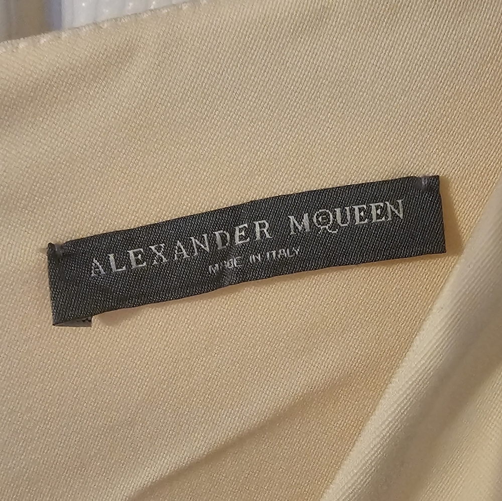 Alexander McQueen Made In Italy Virgin Wool Ivory Mini Dress Size 46 (XL) - Picture 4 of 13